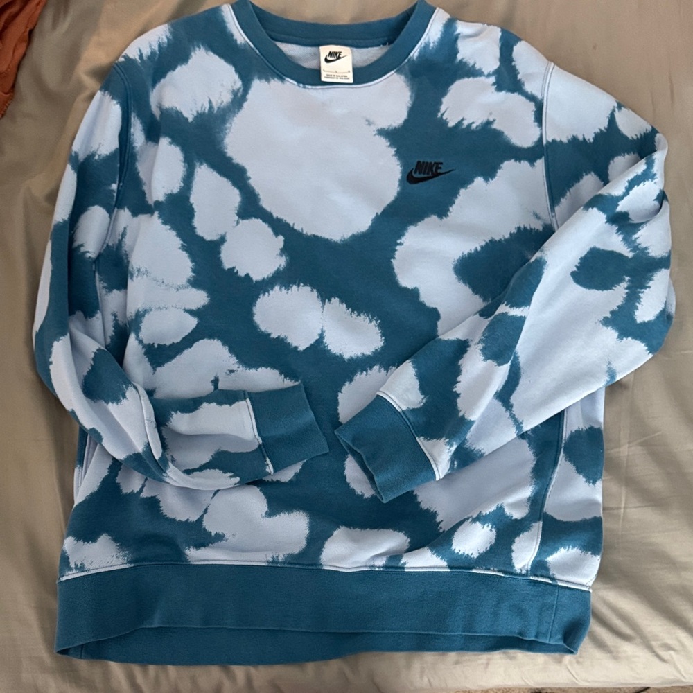 WOMENS Nike Sportswear Teal and White Patterned Sweatshirt